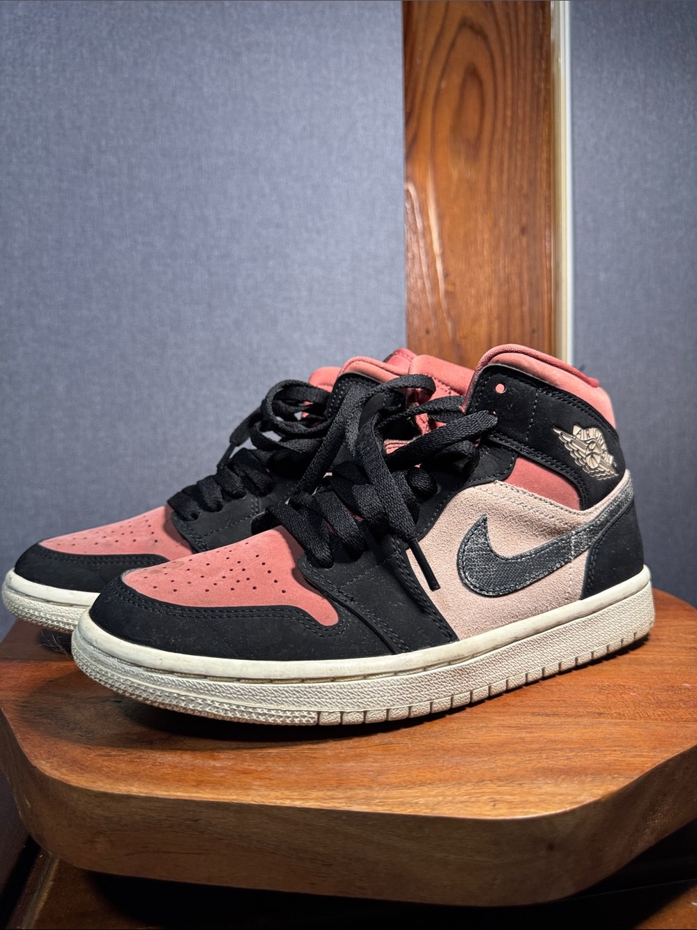 Nike Kids High-Top Sneakers in Coral Pink and Black